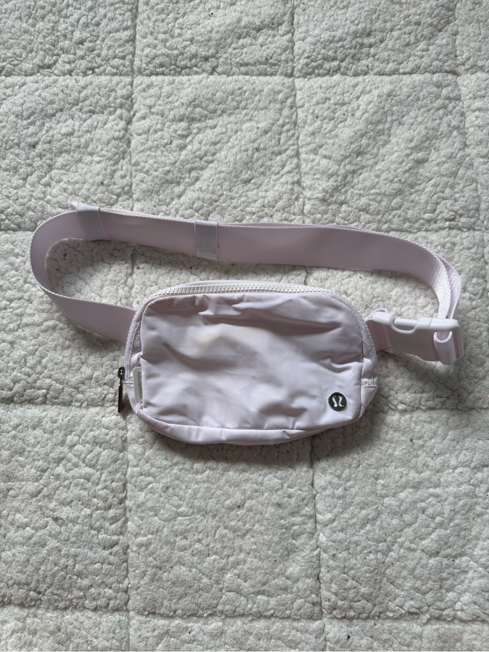 Lululemon Everywhere Belt Bag 1L